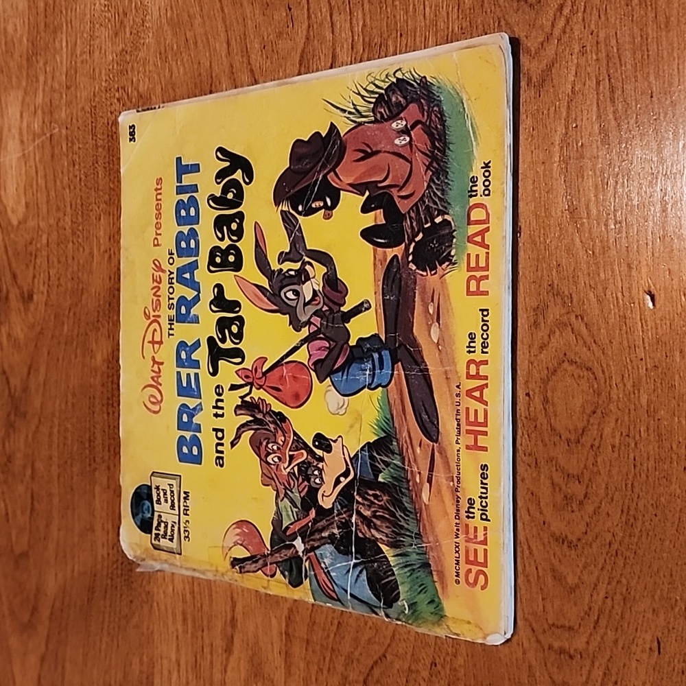 Walt Disney Brer Rabbit and the Tar Baby Book and Record